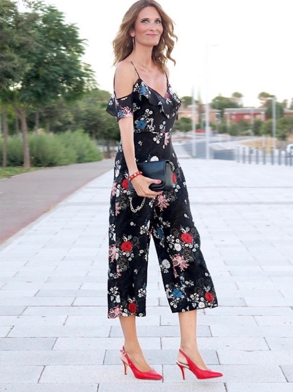 ❤️✨Zara Black Floral Ruffle Off Shoulder Jumpsuit Size M